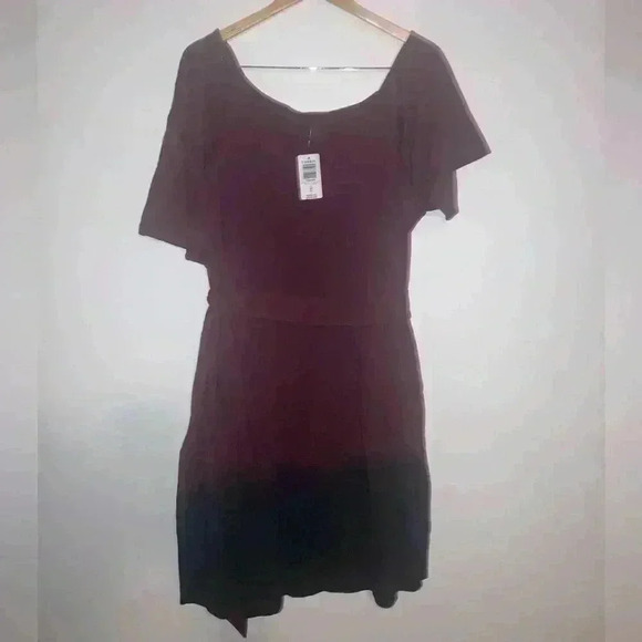 TORRID OFF SHOULDER T-SHIRT DRESS FRENCH TERRY BURGUNDY DIP DYE - Picture 3 of 11